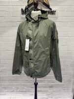 CP Company 221A FLATT NYLON hooded Jacket in green - Image 5