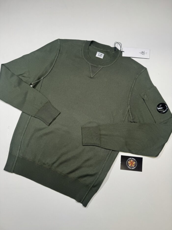 CP company 127A crew knit in sea island cotton - Green - 

Size 44 / XS           / P2P 19” - Image 1