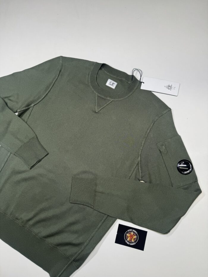 CP company 127A crew knit in sea island cotton - Green - 

Size 44 / XS           / P2P 19” - Image 2