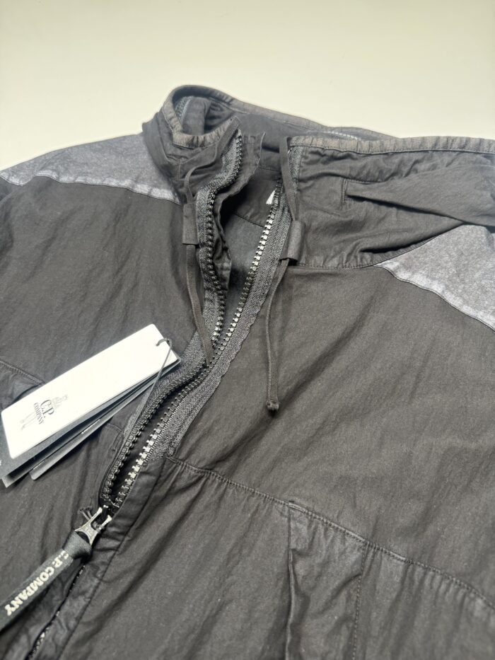 C.P. COMPANY 220A 50 FILI GUM GOGGLE JACKET - BLACK - Image 2