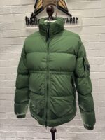 C.P. COMPANY 170A Nycra-R Down Jacket in Green  -     Size 50 / Large.  / 24” p2p  outer measurement - Image 7