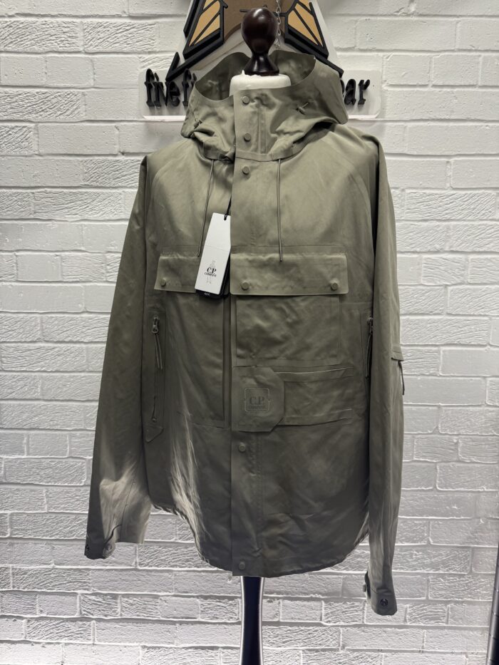 CP Company 011A Metropolis Series A.A.C. Hooded Jacket

Size 58 / XXXXL / p2p 27” - Image 6