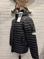 STONE ISLAND 40324 HOODED LIGHTWEIGHT DOWN JACKET IN BLACK -    XXL  / P2P 26.5” - Image 8