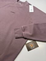 Cp Company 153A Brushed Emerized Diagonal Fleece Sweatshirt in Purple Dove Mauve. - Image 2