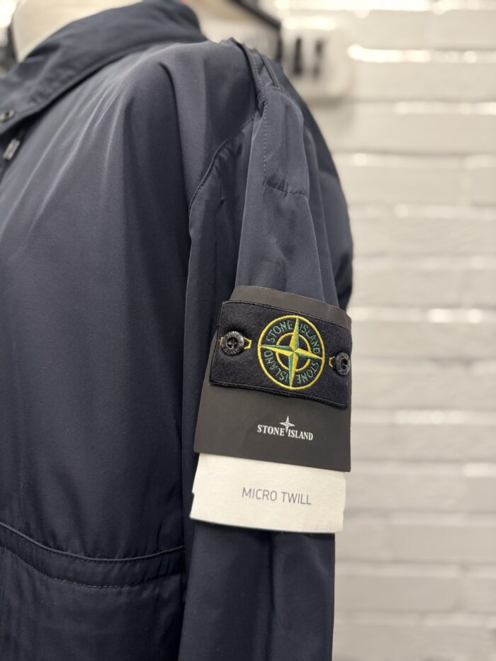 STONE ISLAND 41626 MICRO TWILL JACKET IN NAVY XXL / P2P 26” - Image 8