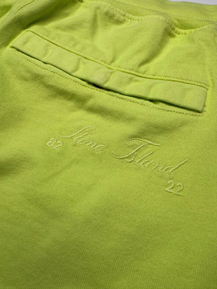 STONE ISLAND 654Q1 40th Anniversary Shorts in Green Small / w30” - Image 3
