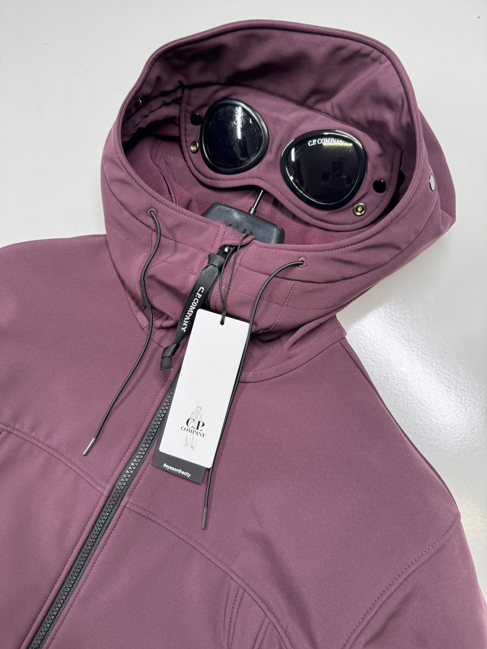 img_7652 CP Company 012A  C.P. Shell-R fleece lined Jacket in potent purple -  Large.  / P2P 22” - Image 2