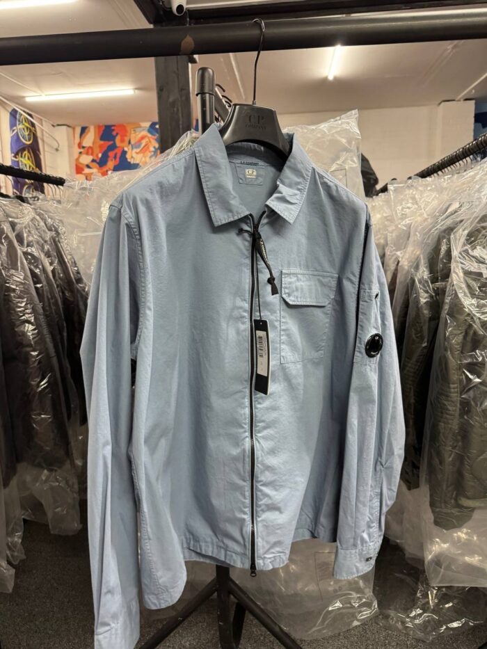 CP COMPANY 124A Gabardine overshirt In Blue - Image 1