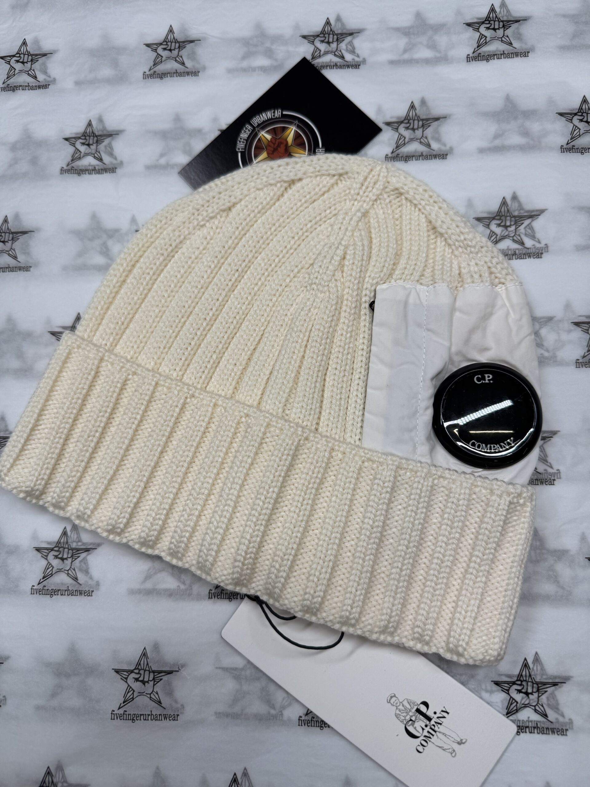 img_7716 CP Company Chunky Pocket lens Beanie In Cream - Image 1