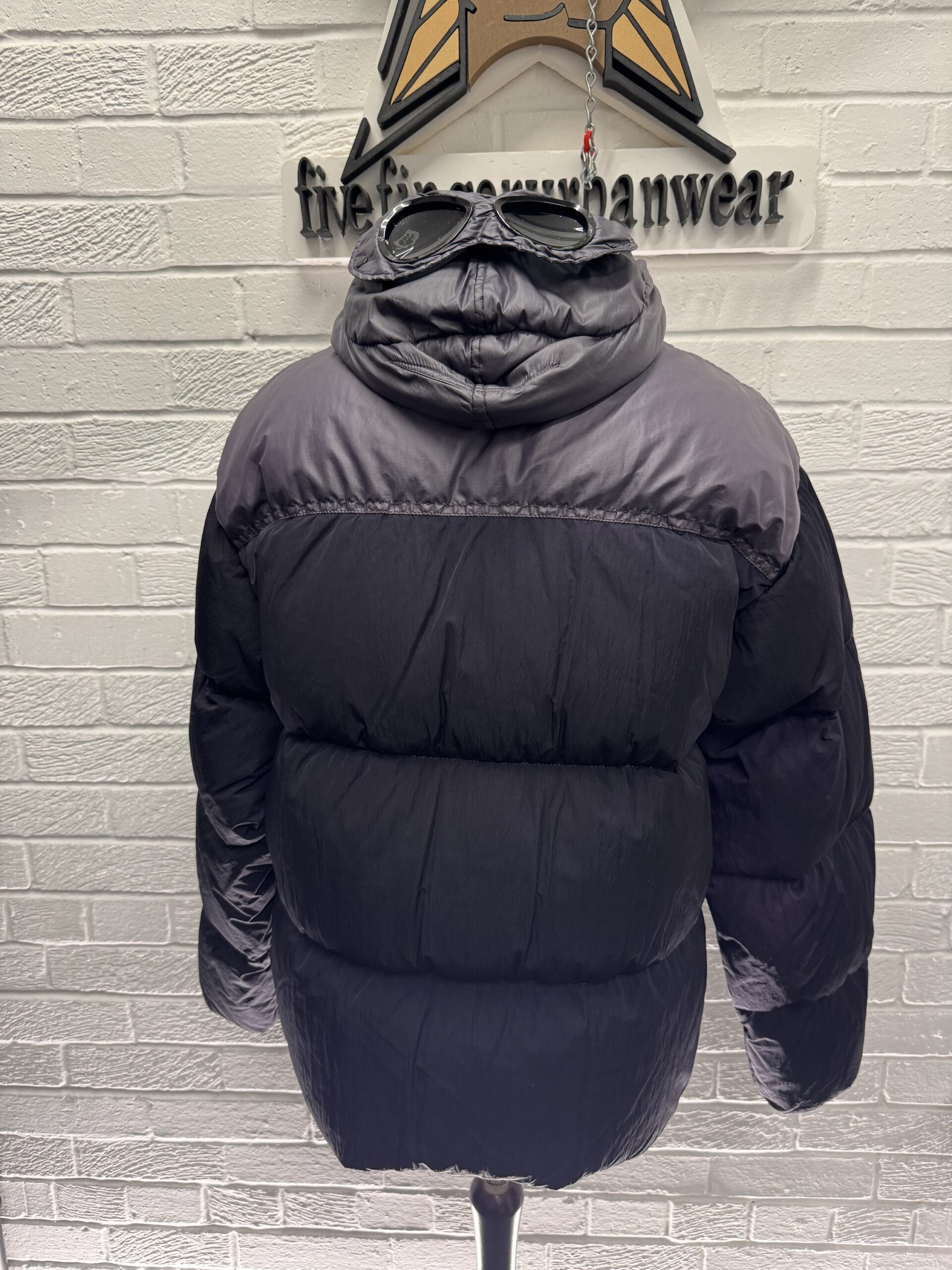 img_7983-2 CP COMPANY 032A CHROME-R MIXED GOGGLE DOWN JACKET - PURPLE - Large / 24” P2P - Image 14