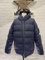STONE ISLAND 43728 SEAMLESS TUNNEL NYLON DOWN-TC HOODED JACKET IN NAVY - XXL  / 27” P2P - Image 10