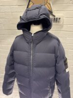 STONE ISLAND 43728 SEAMLESS TUNNEL NYLON DOWN-TC HOODED JACKET IN NAVY - XXL  / 27” P2P - Image 11