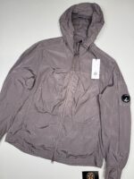 C.P. COMPANY 156A Chrome-R Zipped Hooded Overshirt in Purple Dove Mauve