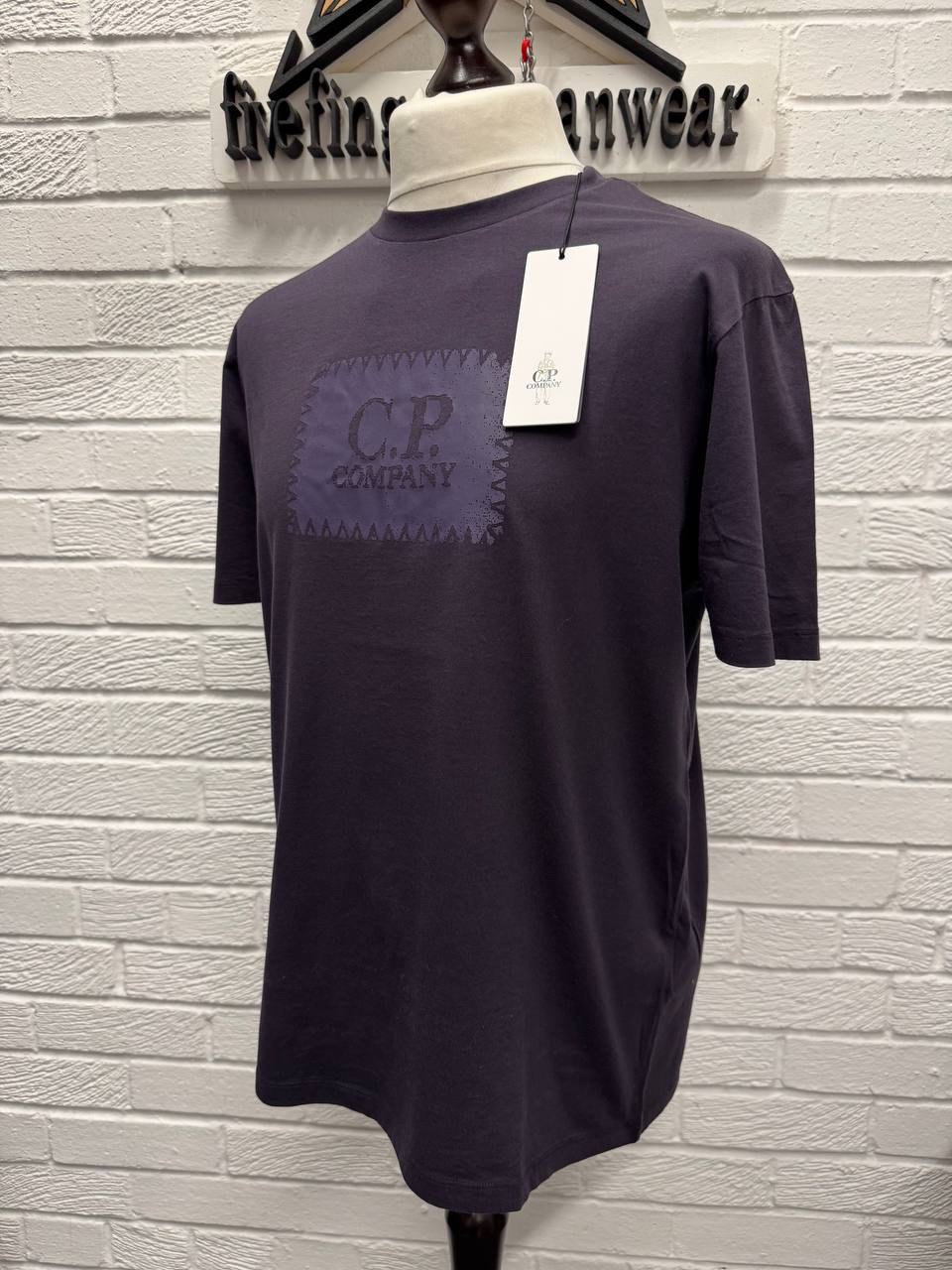 img_8420 CP COMPANY 029A 30/1 Jersey T-shirt in purple  - Large / p2p 21.5” - Image 4