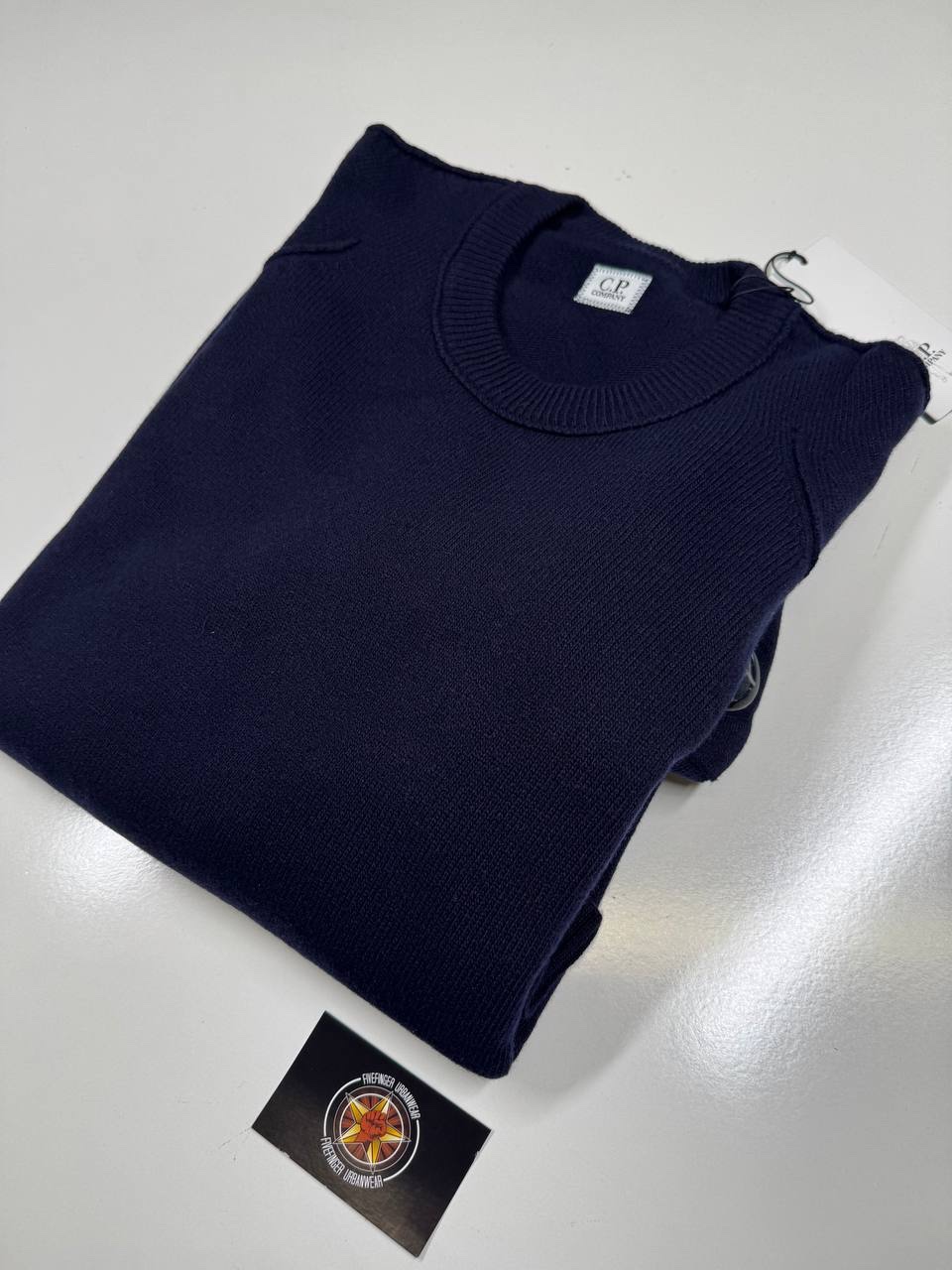 img_8509-2 CP COMPANY 047A LAMBSWOOL LENS KNIT SWEATSHIRT IN NAVY - XXXL / P2P 27” - Image 3