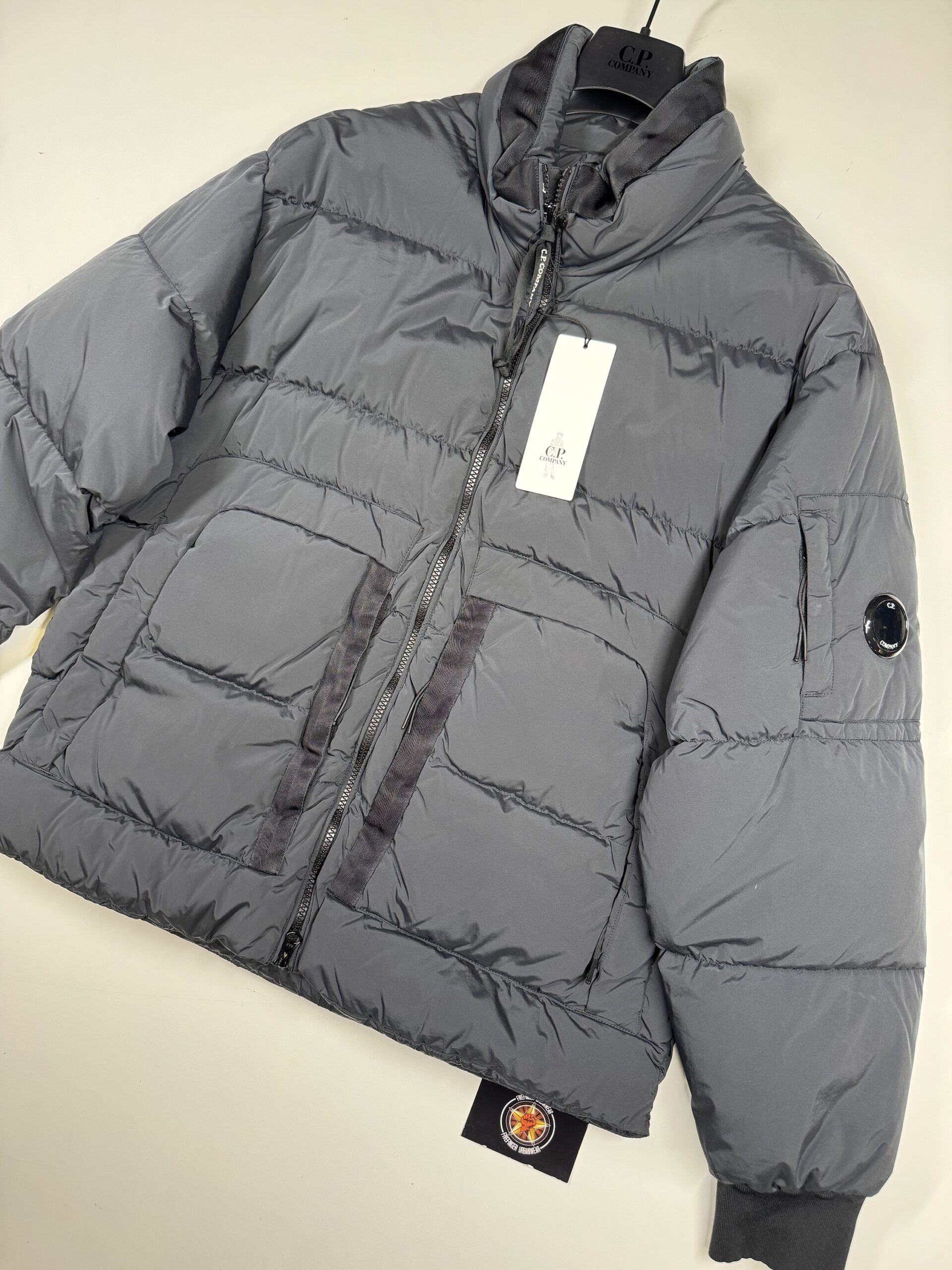 img_8687 CP COMPANY NYCRA-R DOWN JACKET IN SMOKE GREY - Image 2