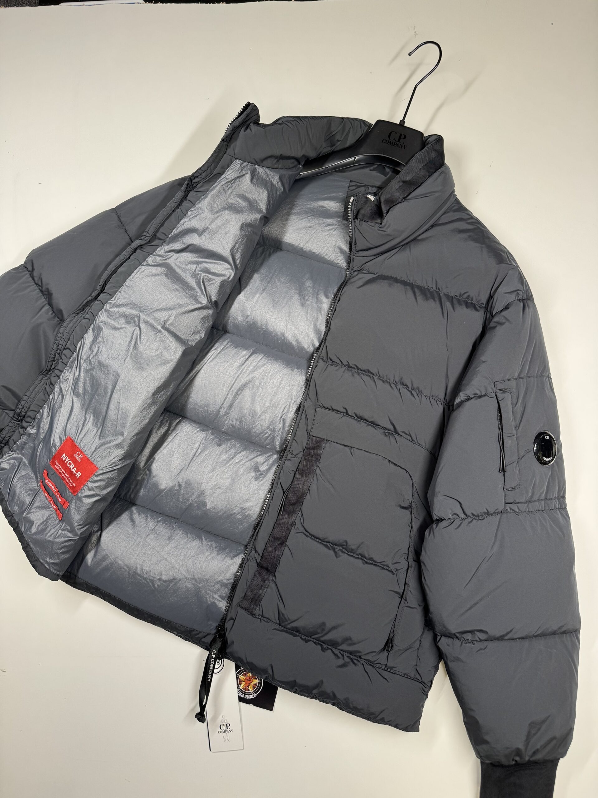 img_8690-2 CP COMPANY NYCRA-R DOWN JACKET IN SMOKE GREY - Image 6