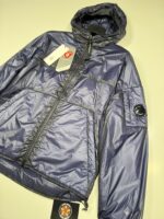 C.P. COMPANY 038A NADA SHELL LENS JACKET WITH  PRIMALOFT COLOUR: ESTATE BLUE    -  Small   / 21” P2P - Image 4