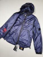 C.P. COMPANY 038A NADA SHELL LENS JACKET WITH  PRIMALOFT COLOUR: ESTATE BLUE    -  Small   / 21” P2P - Image 2