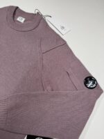 CP COMPANY 047A LAMBSWOOL LENS KNIT SWEATSHIRT IN PURPLE DOVE - Large / P2P 22”. - Image 2