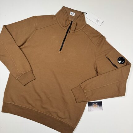 CP company Light Fleece 1/4 zip Sweatshirt in Brown