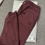 CP COMPANY 062B JOGGING PANT IN BRUSHED EMERIZED DIAGONAL FLEECE - Bordeaux/790