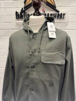 C.P. Company 162A Armored Stretch Satin Hooded Buttoned Overshirt in Grape Leaf  / 674 - Image 3
