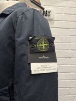 Stone Island 42149 DAVID-TC WITH PRIMALOFT® P.U.R.E™ INSULATION TRENCH COAT IN NAVY - Image 7