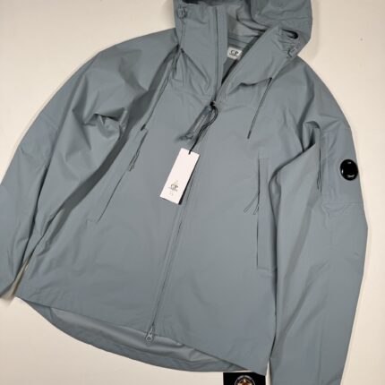 CP COMPANY PRO TEK LENS JACKET IN BLUE   -   Large  / 22.5” p2p