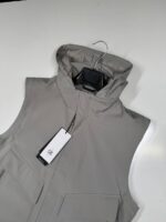 CP Company C.P Shell -R Goggle Vest in grey -   Large / p2p 22” - Image 4