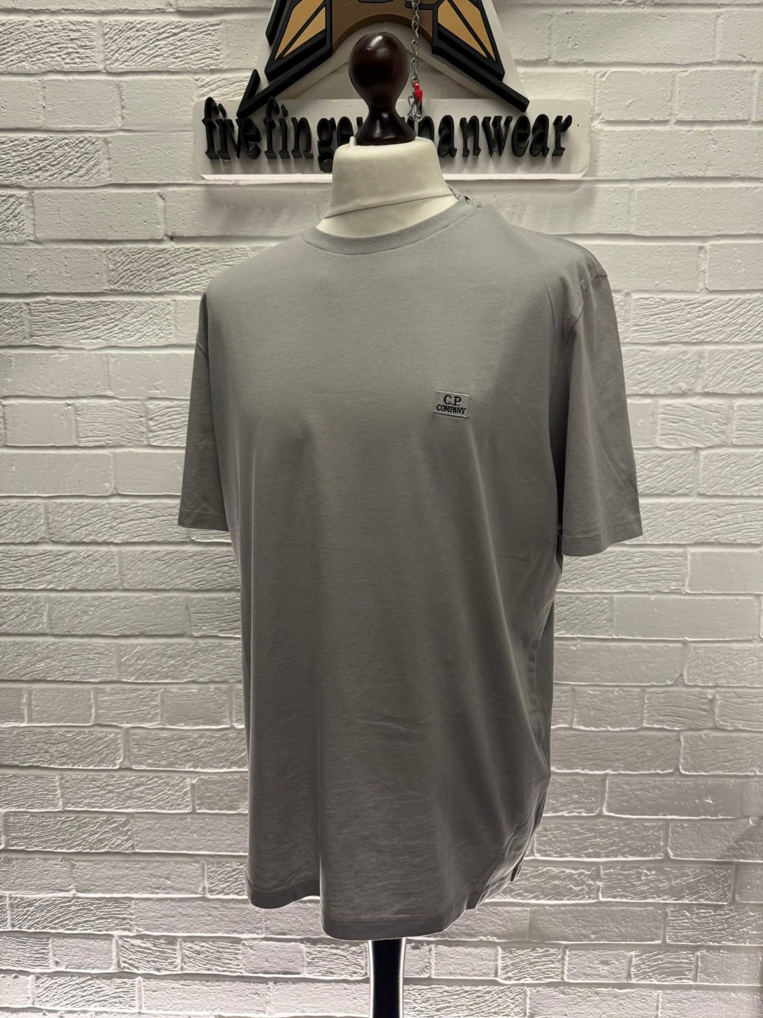 img_7779 CP COMPANY 068A 30/1 Jersey T-shirt in Grey • XS / P2P 19” - Image 1