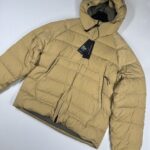 CP COMPANY 027A  eco Chrome R Down Goggle Jacket in Mojade Desert