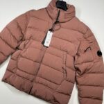 CP COMPANY 028A Chrome R Down Jacket in Rose Quartz