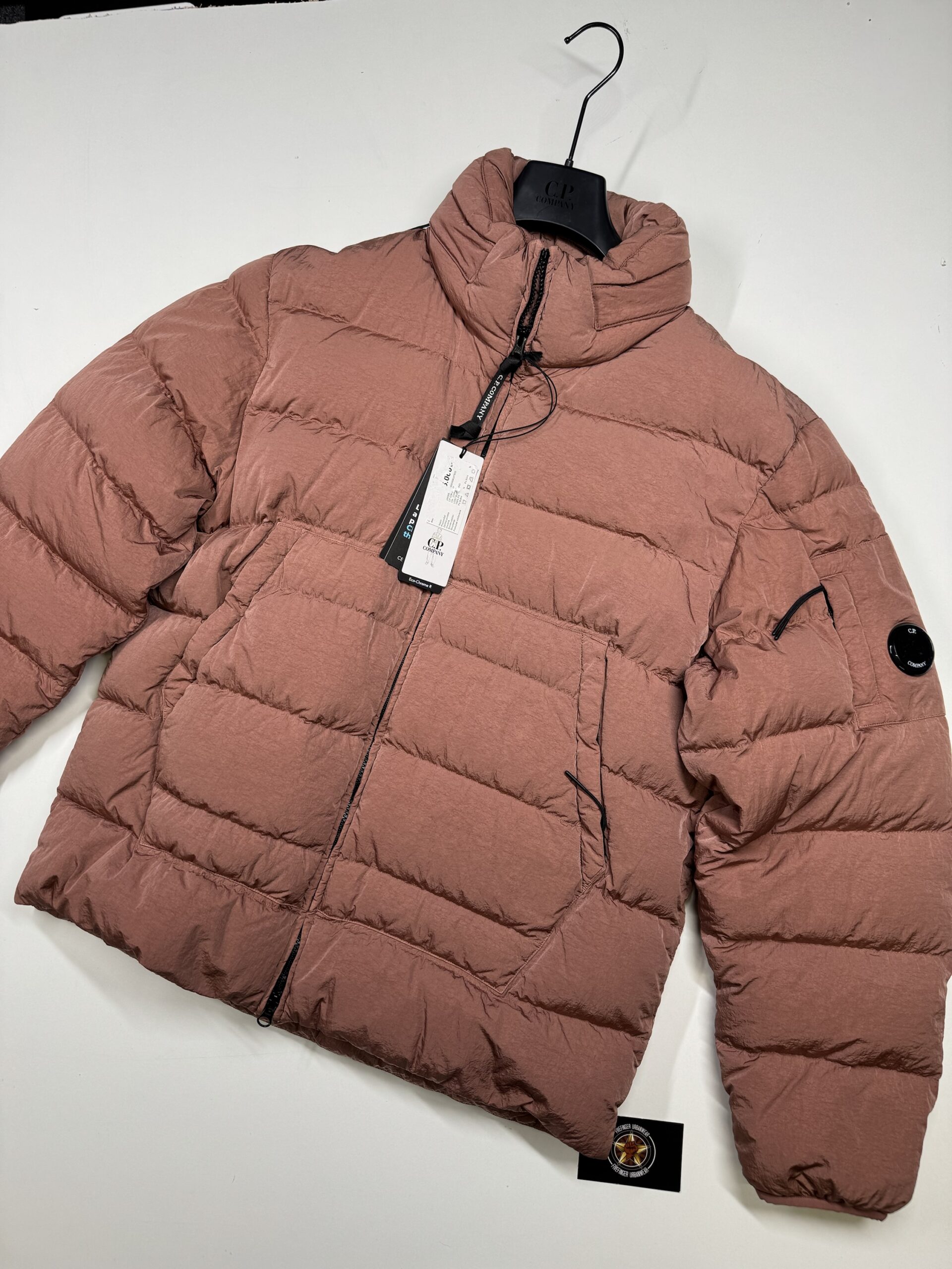 img_9509 CP COMPANY 028A Chrome R Down Jacket in Rose Quartz - Image 1