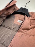 CP COMPANY 028A Chrome R Down Jacket in Rose Quartz - Image 4