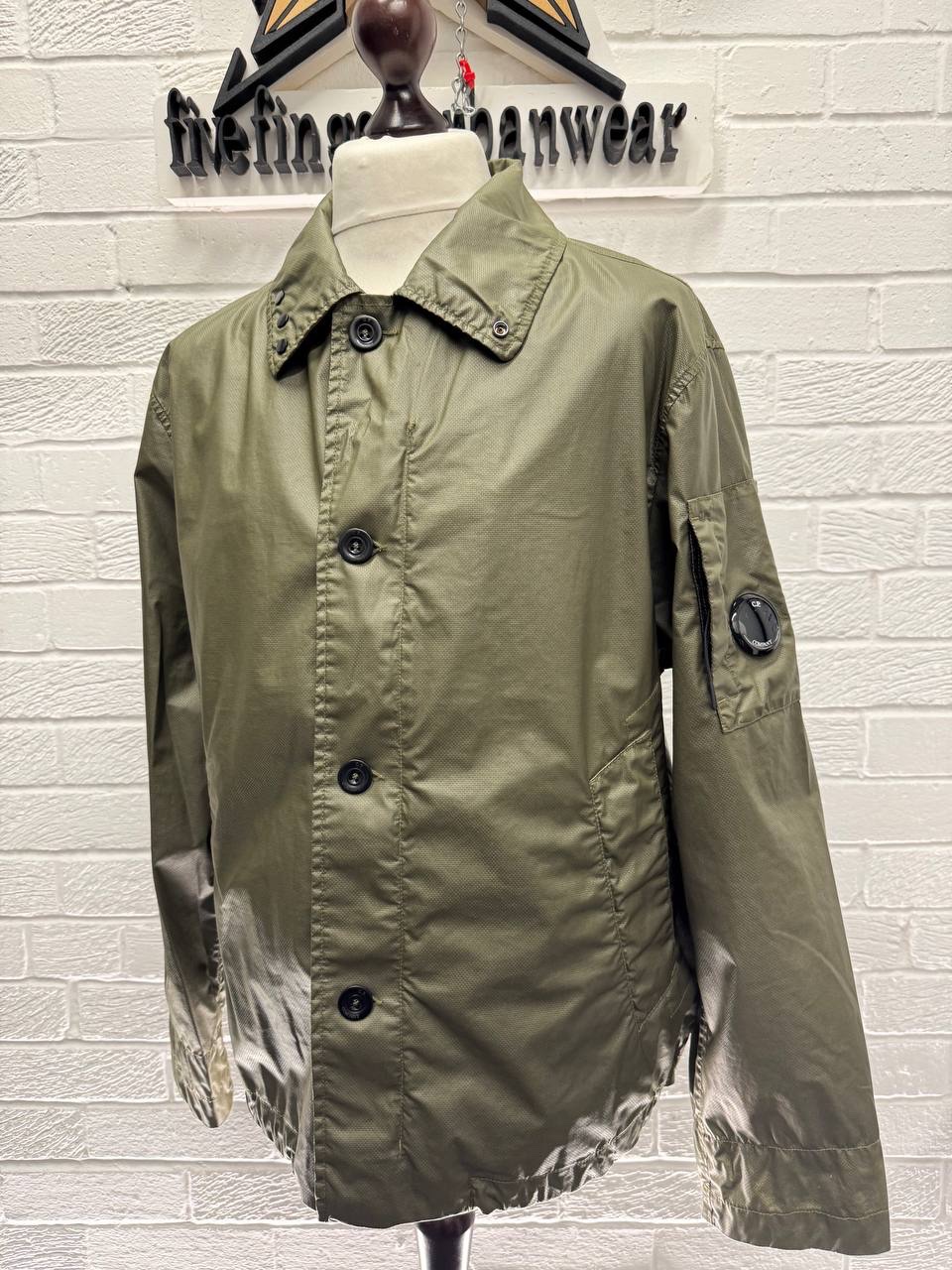 CP COMPANY 187A OPAL LENS JACKET IN GREEN - Large / P2P 24