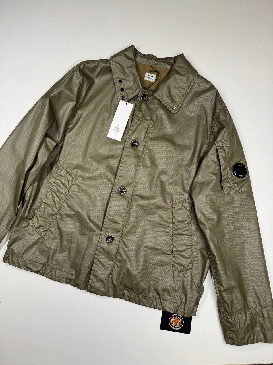 CP COMPANY 187A OPAL LENS JACKET IN GREEN - Large / P2P 24