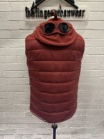 C.P. COMPANY SHELL-R MIXED GOGGLE VEST IN SCOOTER RED - Image 14