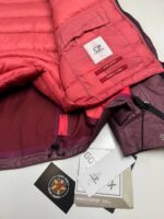 CP Company 155A  Goretex Infinium Mixed Hooded 2 in 1 Jacket in purple - Image 4