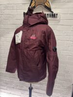 CP Company 155A  Goretex Infinium Mixed Hooded 2 in 1 Jacket in purple - Image 9