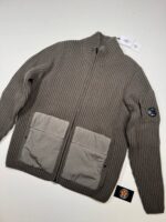 CP COMPANY lens cardigan in lambswool Mixed  in Olive Night Green    Size 54 / XXL / P2P. 24.5”