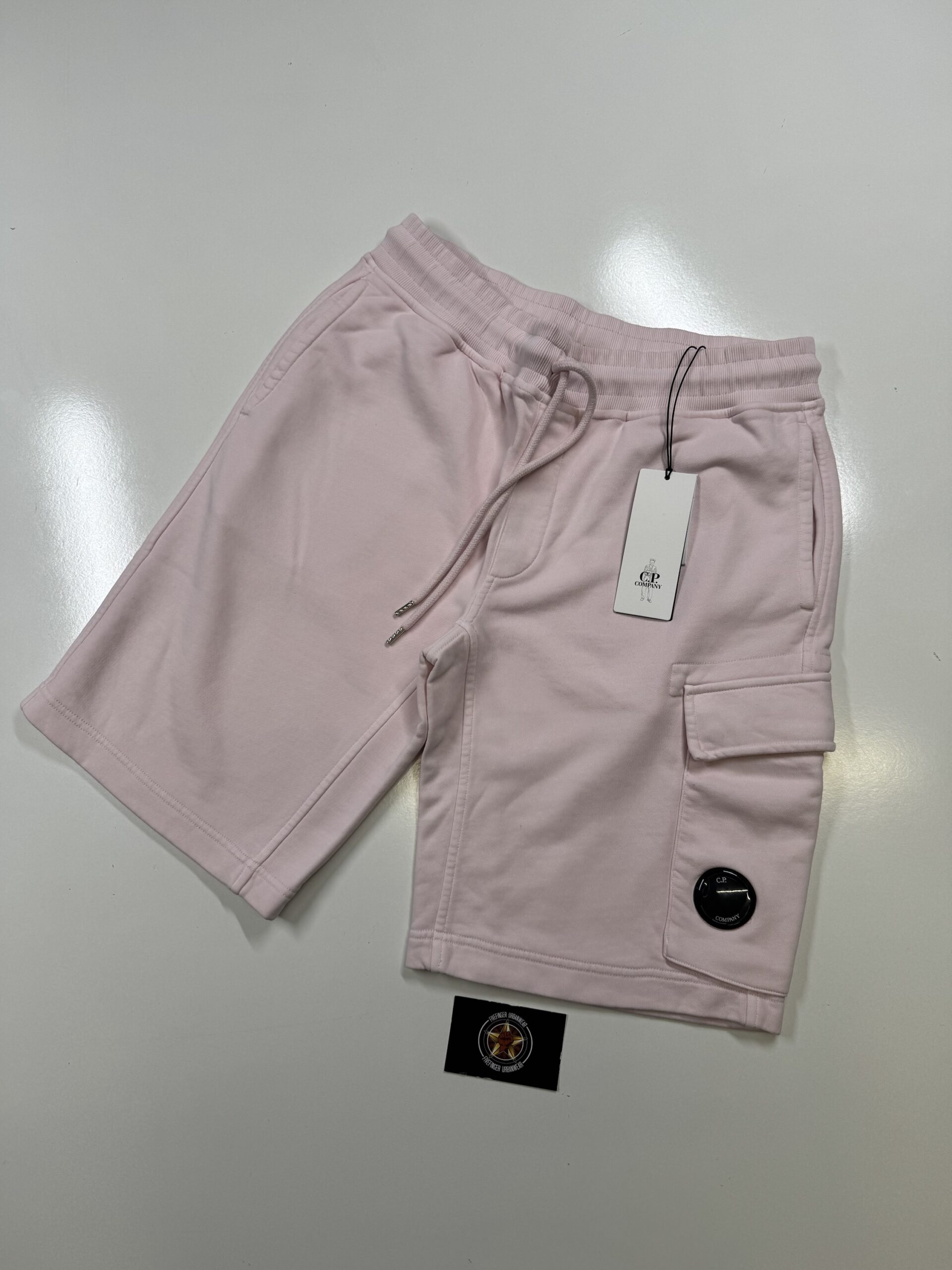 img_3461-2 CP Company 101A Bermuda shorts in Cotton diagonal fleece - Soft Pink - Image 1