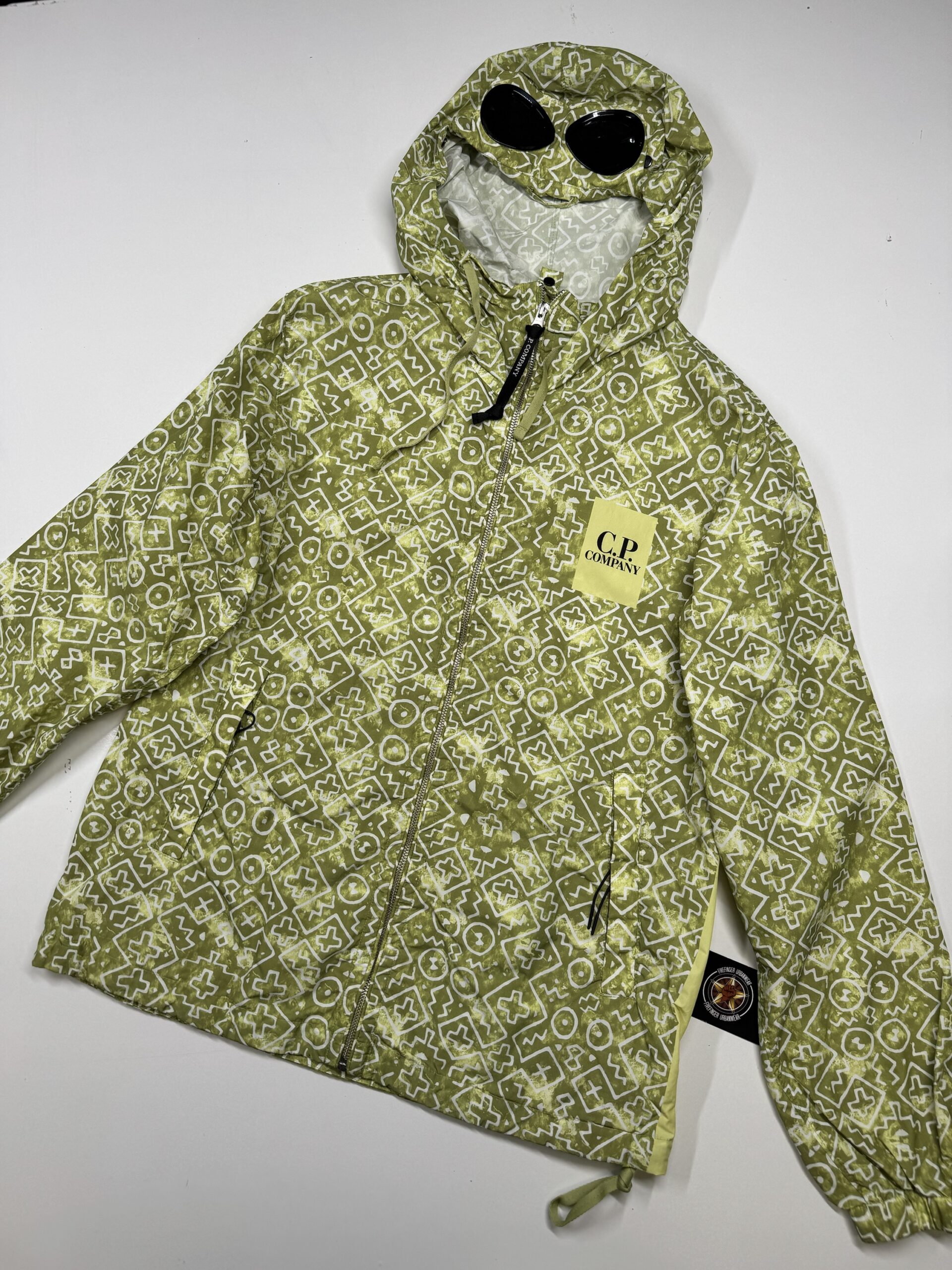 img_9646-4 CP Company 278A Inca Print Short Goggle Jacket in Green - Image 1
