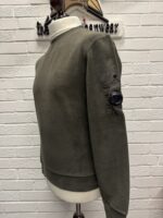 CP Company 261A Brushed & Emerized Diagonal Fleece Sweatshirt in Green0  • XS / P2P  21” - Image 4