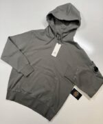 CP COMPANY COTTON DIAGONAL FLEECE HOODED SWEATSHIRT IN GREY.