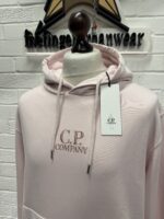 CP COMPANY 099B COTTON DIAGONAL FLEECE HOODED SWEATSHIRT IN PINK - Image 6