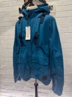 Cp Company 014A Flatt Nylon Reversible Hooded Lens Jacket in blue - Image 4