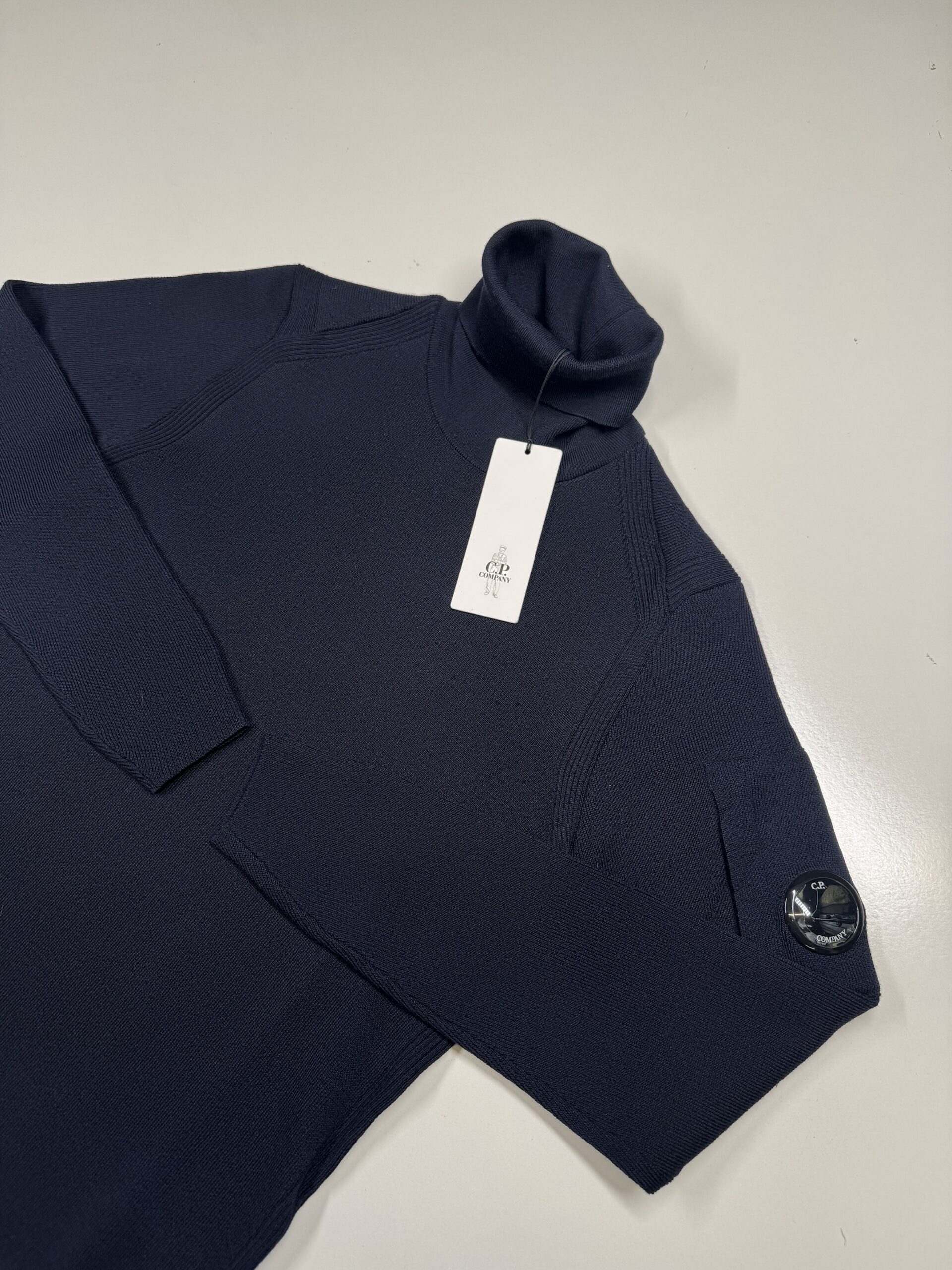 img_5333 C.P. Company 237A Turtleneck Re-Wool pull over in Navy - Image 1