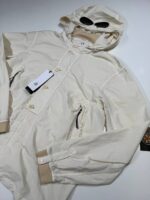 CP COMPANY 018A FLATT NYLON GOGGLE OVERSHIRT IN PISTACHIO - Image 6