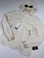 CP COMPANY 018A FLATT NYLON GOGGLE OVERSHIRT IN PISTACHIO